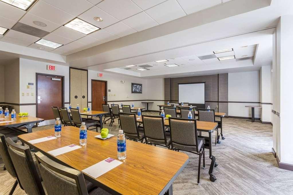 Hyatt Place Milford/New Haven Удобства фото